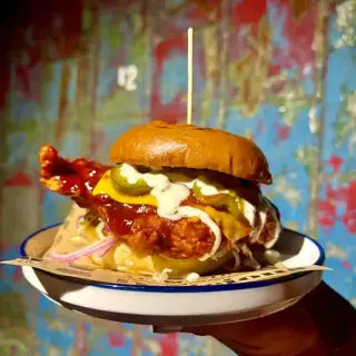 Signature Burgers & Sandwiches You’ll Crave at Boundary Kitchen & Bar