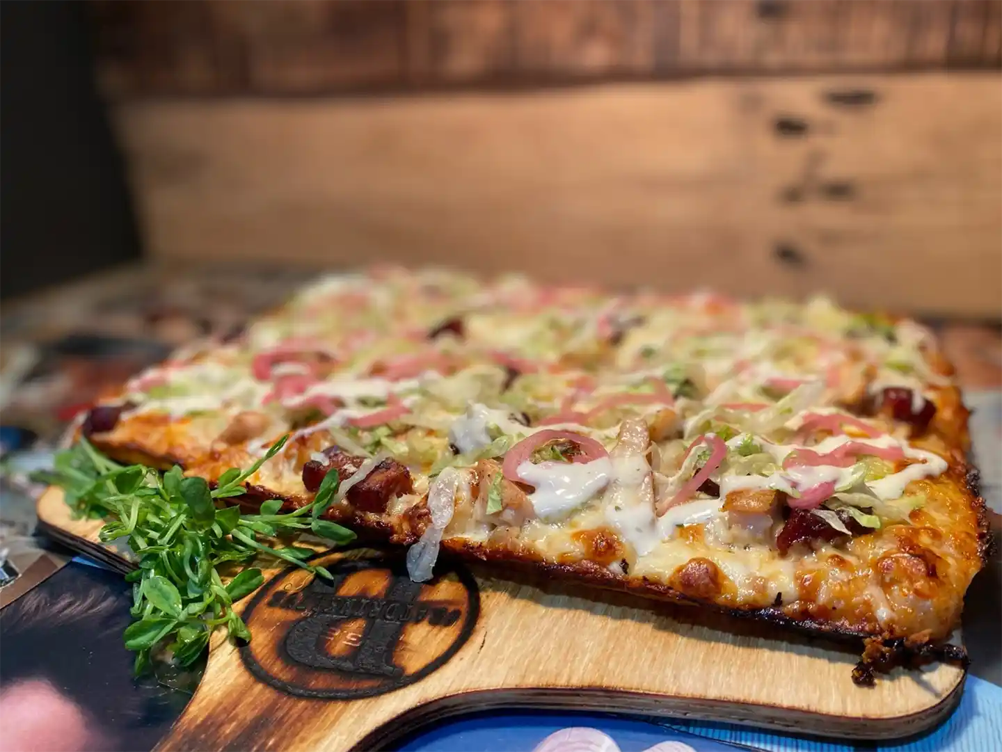 The Perfect Pairing: Drinks, Atmosphere, and Pizza from Steel Line Pizza Co.
